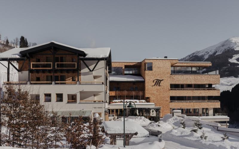 Das neue Hotel Marten, Außenansicht Winter