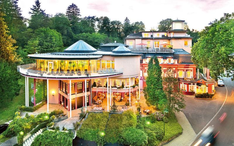 Aussenansicht des Wellnesshotels Allmer