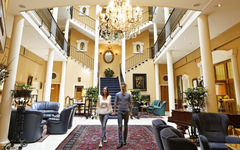 Hotelhalle und Lounge im Hotel Stenitzer