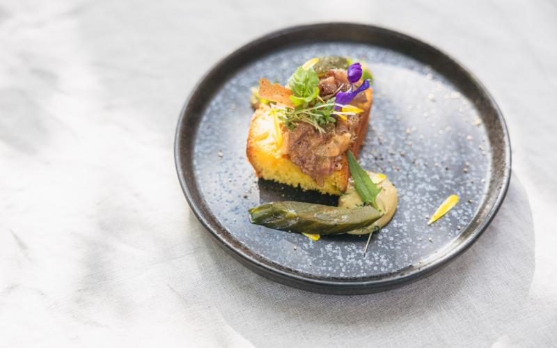 Beef Tartar auf dem Teller - Detailansicht des Ritzenhof - Hotel und Spa am See