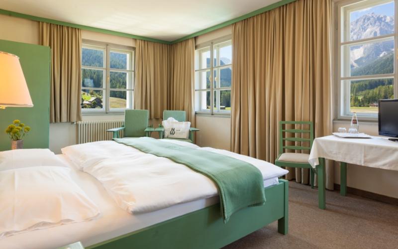 Beispiel eines Doppelzimmers im Hotel Drei Zinnen