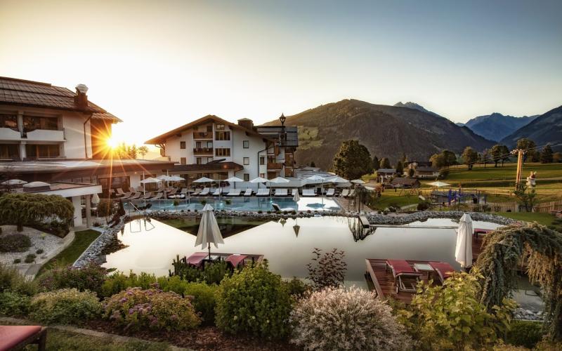 Hotel Schwaigerhof Stimmung Sommer Abendansicht