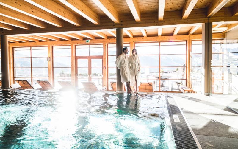 Innenpool im Naturhotel Edelweiss Wagrain