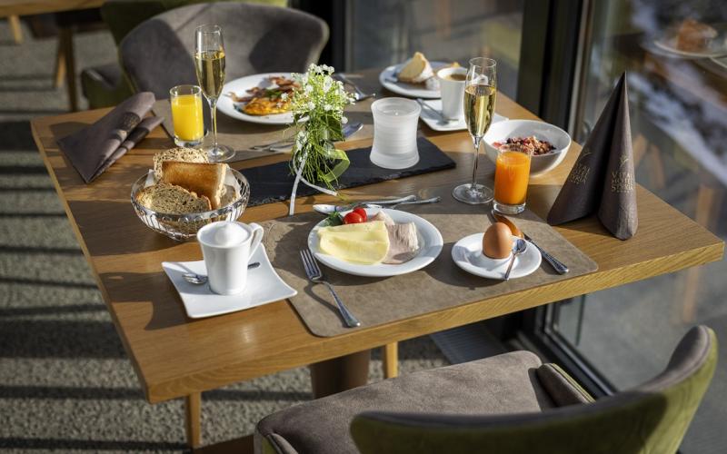 Frühstückstisch im Vital Hotel Styria