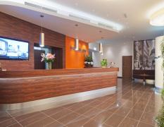 Rezeption des Hotel Imlauer und Nestroy Wien