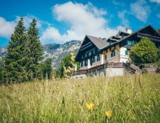 Aussenansicht im Knappenhof Hotel und Restaurant