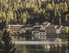 Aussenansicht vom Seehotel Jägerwirt