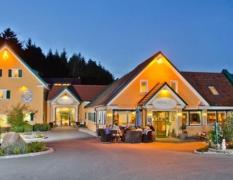 Aussenansicht des Hotels Grüne Au