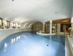 Inndoorschwimmbad im Hotel Zum Ritter im Tannheimer Tal