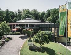 Aussenansicht des EurothermenResort Bad Hall Hotel Miraverde Empfangbereiches
