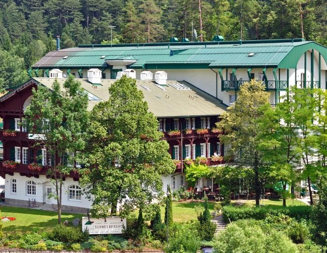 Aussenansicht des Hotels Schneeberghof