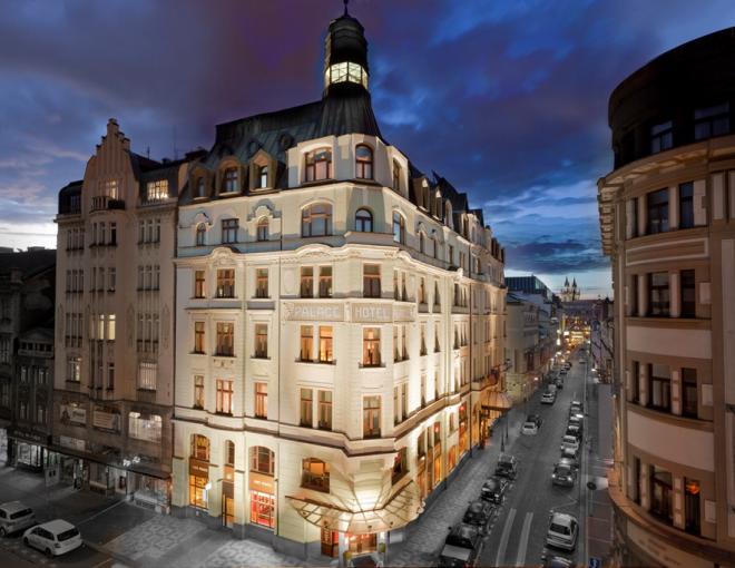 Aussenansicht des Art Nouveau Palace Hotel Prag