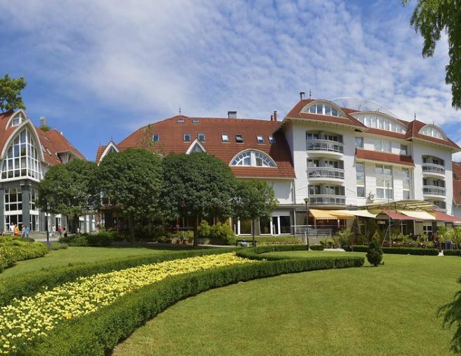 Aussenansicht des MenDan Hotels Magic Spa und Wellness 